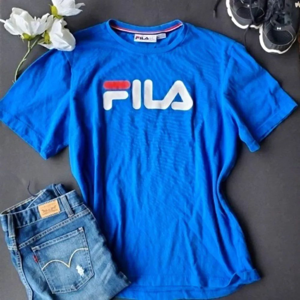 💍Fila Vintage Boxy Blue T Shirt